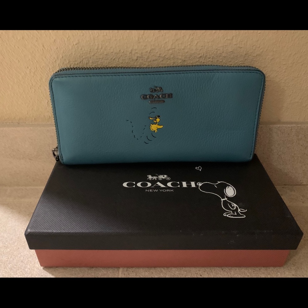 Coach wallet